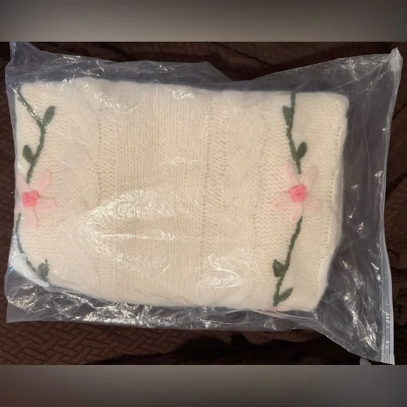 POL Regular Fit Cream Sweater with Green & Pink Floral Embroidery, Large - Picture 5 of 6